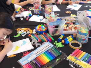 Kids Craft Station