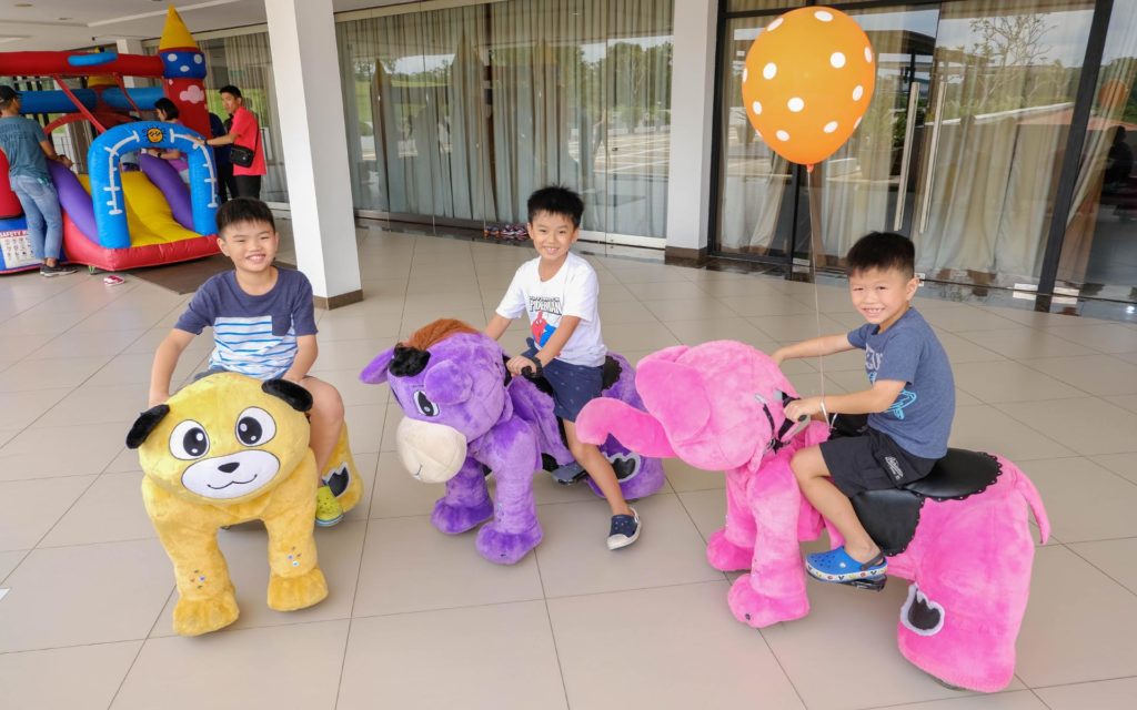 Animal Ride Rental - All the kids to be frolicking about! - Carnival Guru Animal Ride Rental - All the kids to be frolicking about! - Carnival Guru